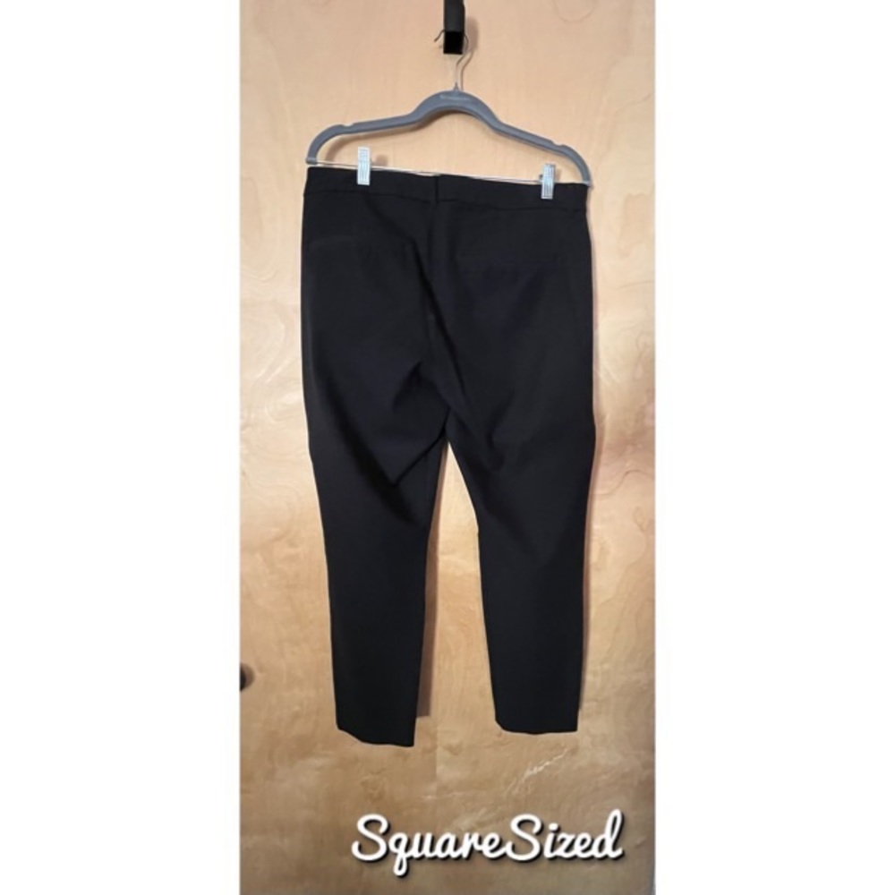 Old Navy black high rise pixie pant
